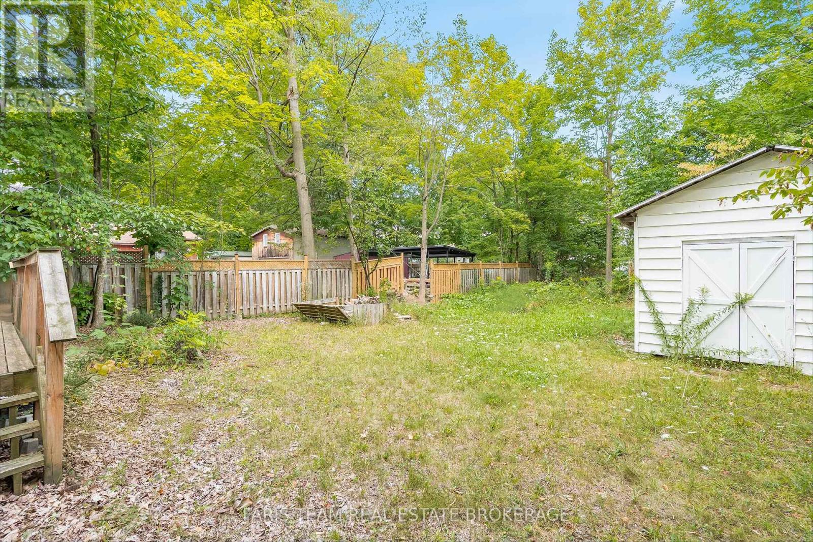 728 Hastings Avenue, Innisfil, Ontario  L9S 1Z3 - Photo 6 - N12346437