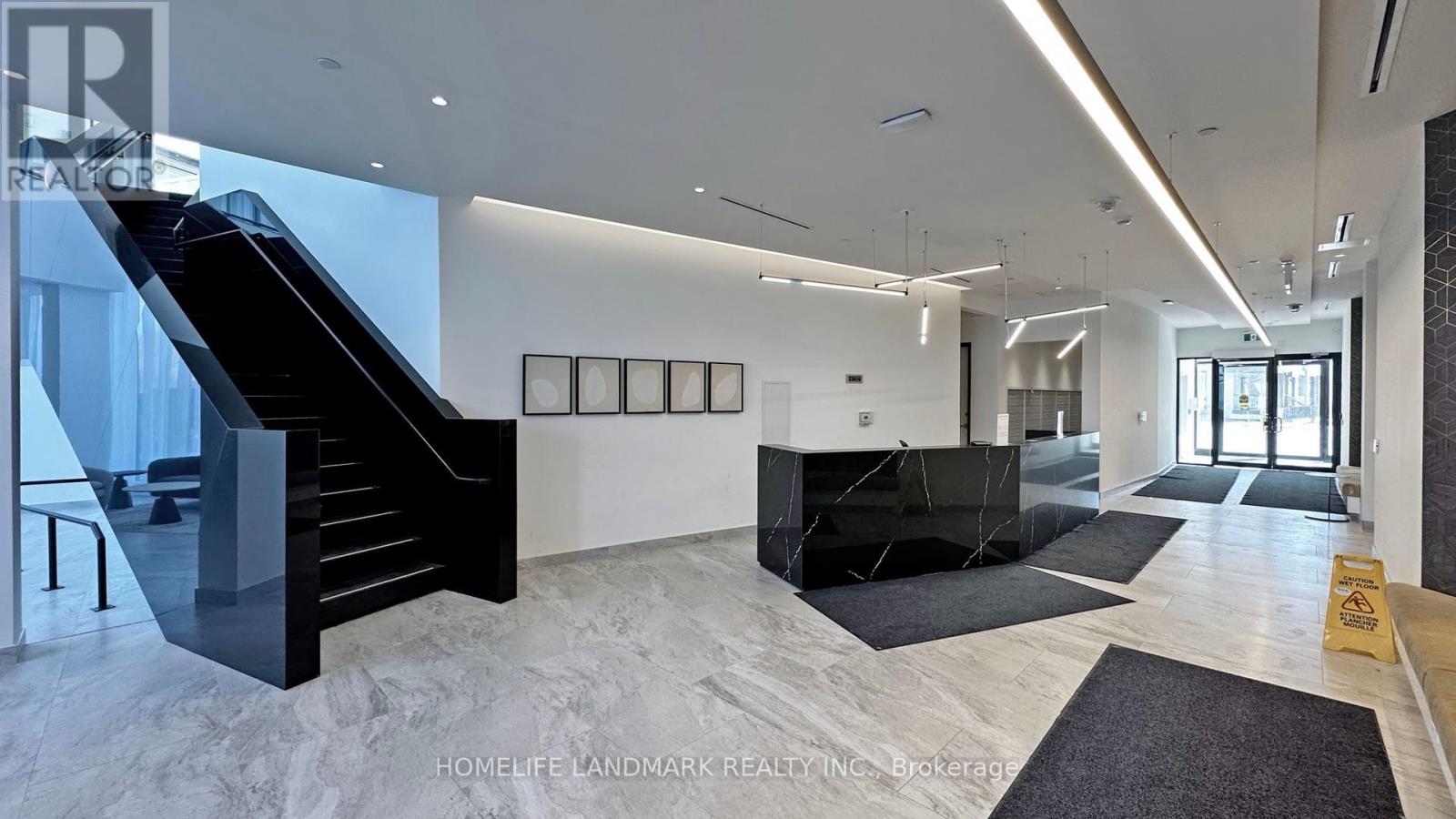 812 - 6 David Eyer Road, Richmond Hill, Ontario L4S 0N5 - Photo 24 - N12346446