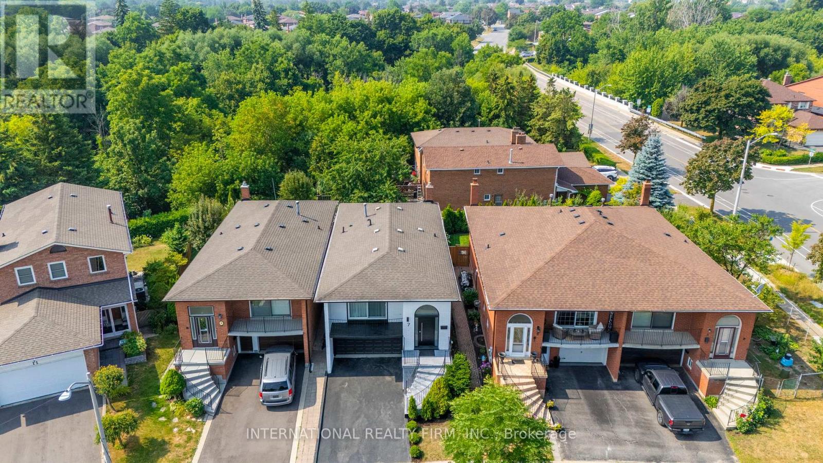 7 Boyne Highlands Court, Vaughan, Ontario  L4K 1K4 - Photo 33 - N12346494