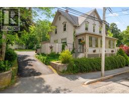 153 Pleasant Street, Bridgewater, Ca