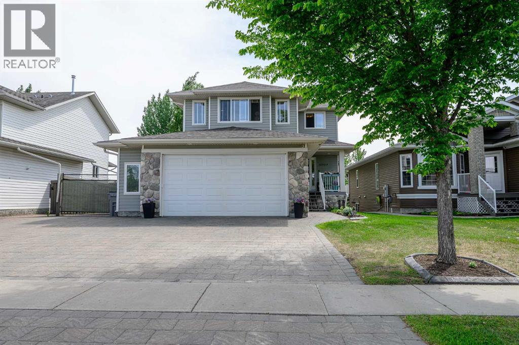 Property at 10909 65 Avenue image 1
