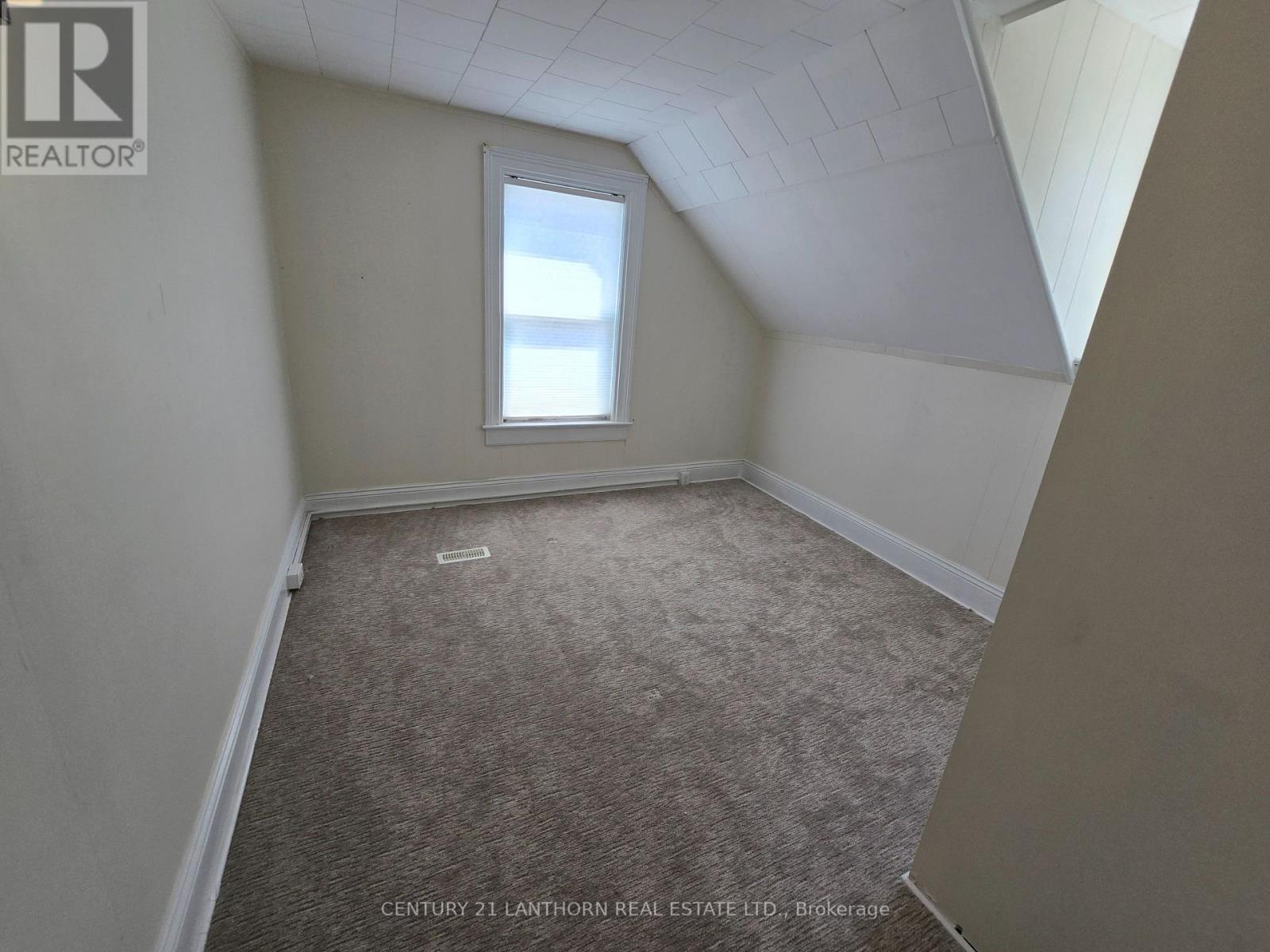 49 Union Street, Prince Edward County, Ontario  K0K 2T0 - Photo 21 - X12346611
