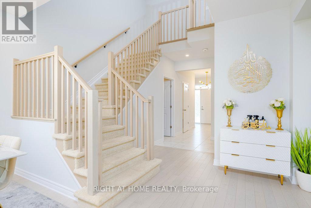 4512 Kelly Farm Drive, Ottawa, Ontario  K1X 0E7 - Photo 10 - X12346575