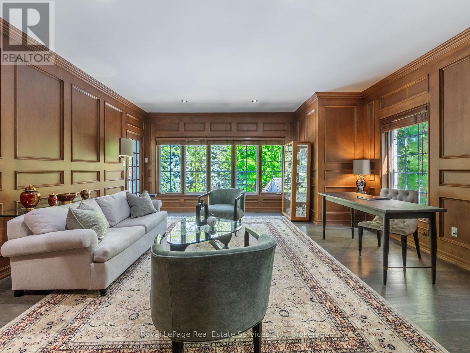 235 Lakewood Drive, Oakville, Ontario  L6K 1B3 - Photo 16 - W12346602