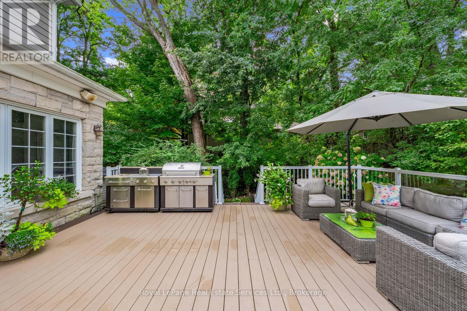 235 Lakewood Drive, Oakville, Ontario  L6K 1B3 - Photo 30 - W12346602