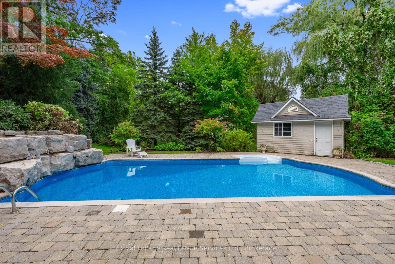 235 Lakewood Drive, Oakville, Ontario  L6K 1B3 - Photo 35 - W12346602