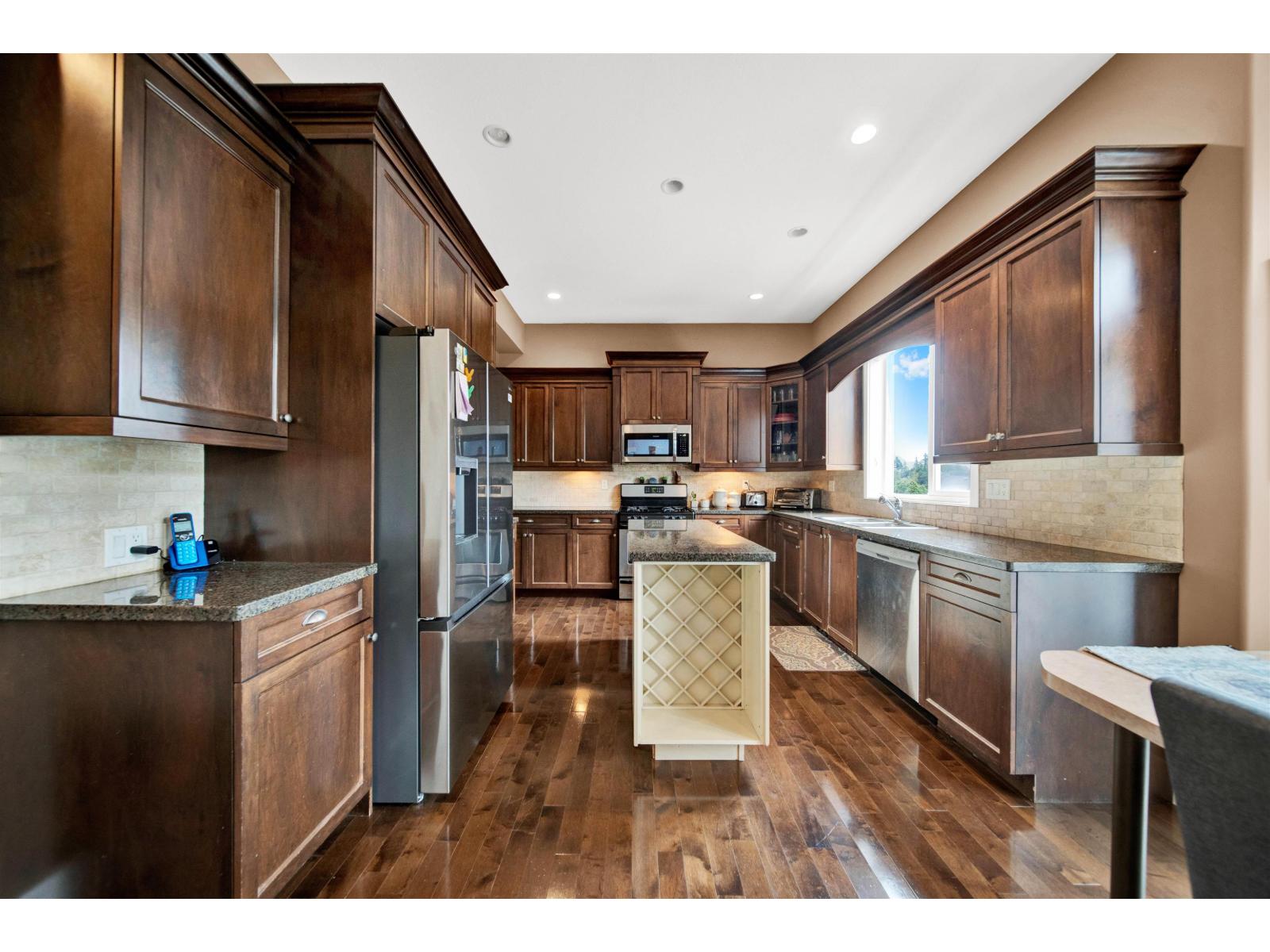 15072 61b Avenue, Surrey, British Columbia  V3S 5L7 - Photo 9 - R3035402