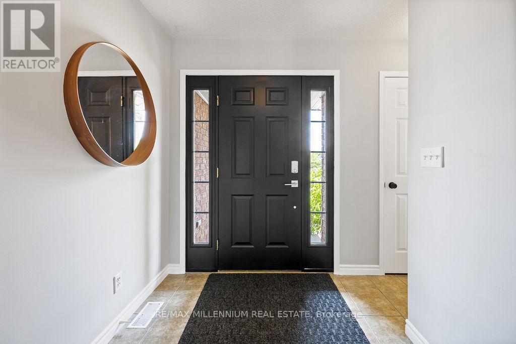 Property at 25 RIVER RUN image 4