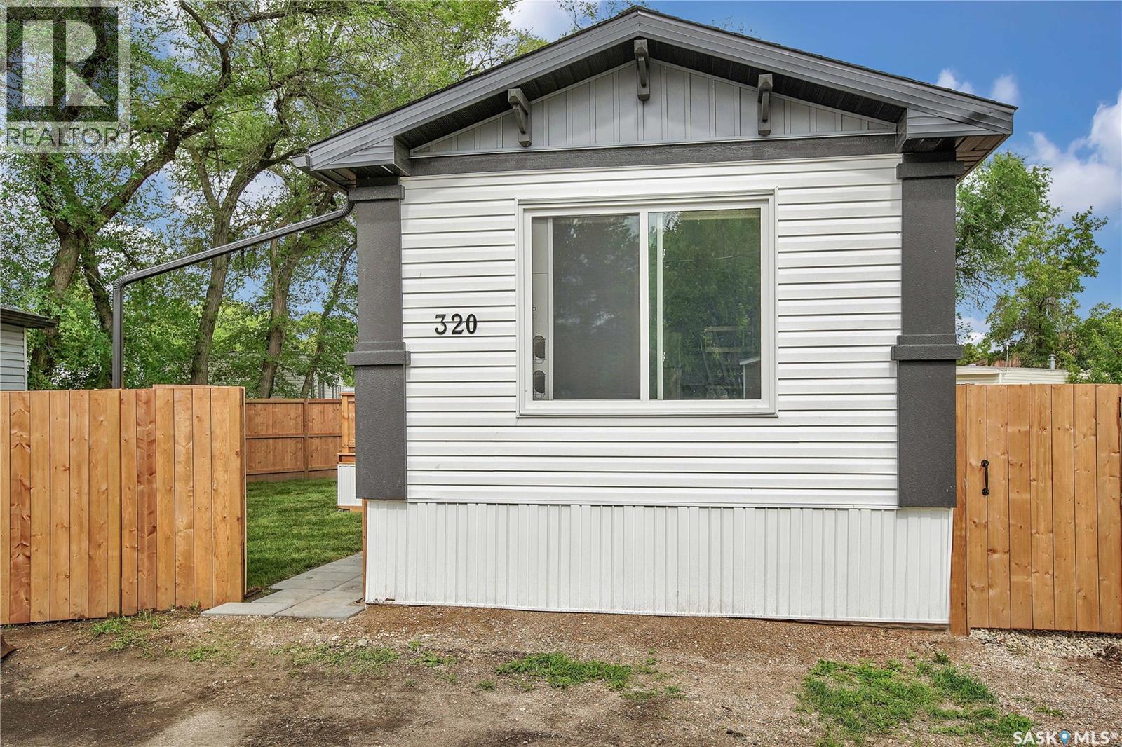 320 1524 Rayner Avenue, Saskatoon, Saskatchewan  S7N 2P8 - Photo 1 - SK015566