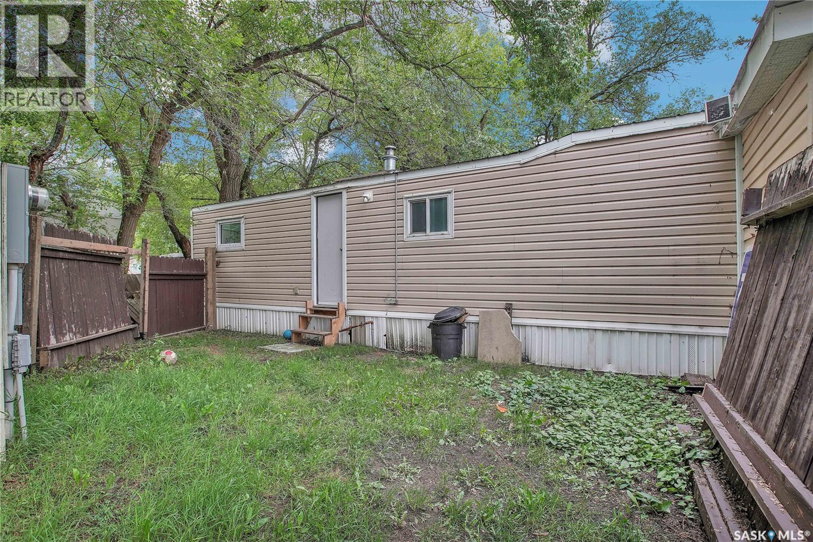 408 1524 Rayner Avenue, Saskatoon, Saskatchewan  S7N 1Y1 - Photo 2 - SK015557