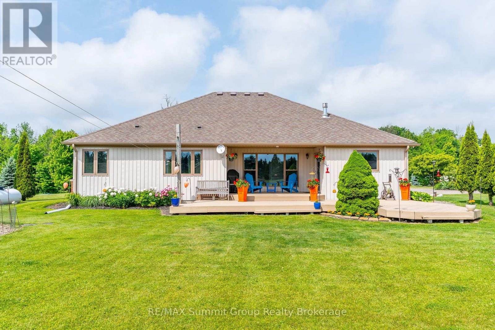 15 Mount Haven Crescent, East Luther Grand Valley, Ontario  L9W 5S6 - Photo 2 - X12346668