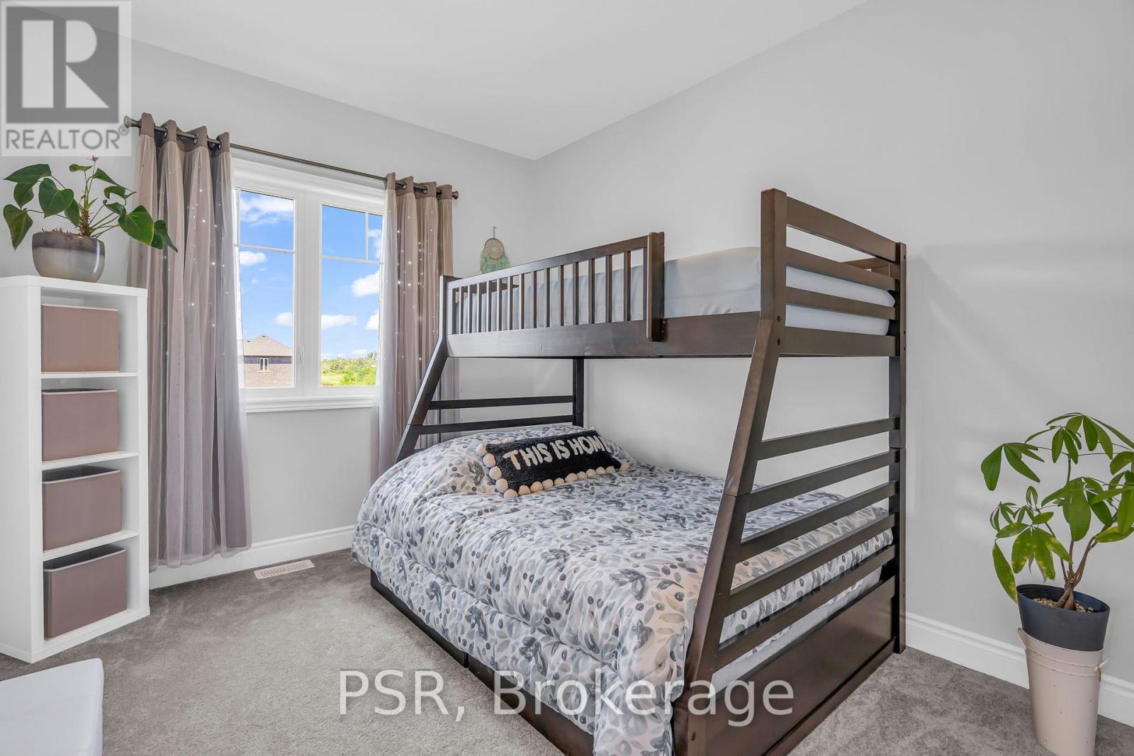 31 Mancini Drive, Kawartha Lakes, Ontario  K0M 2T0 - Photo 27 - X12346704