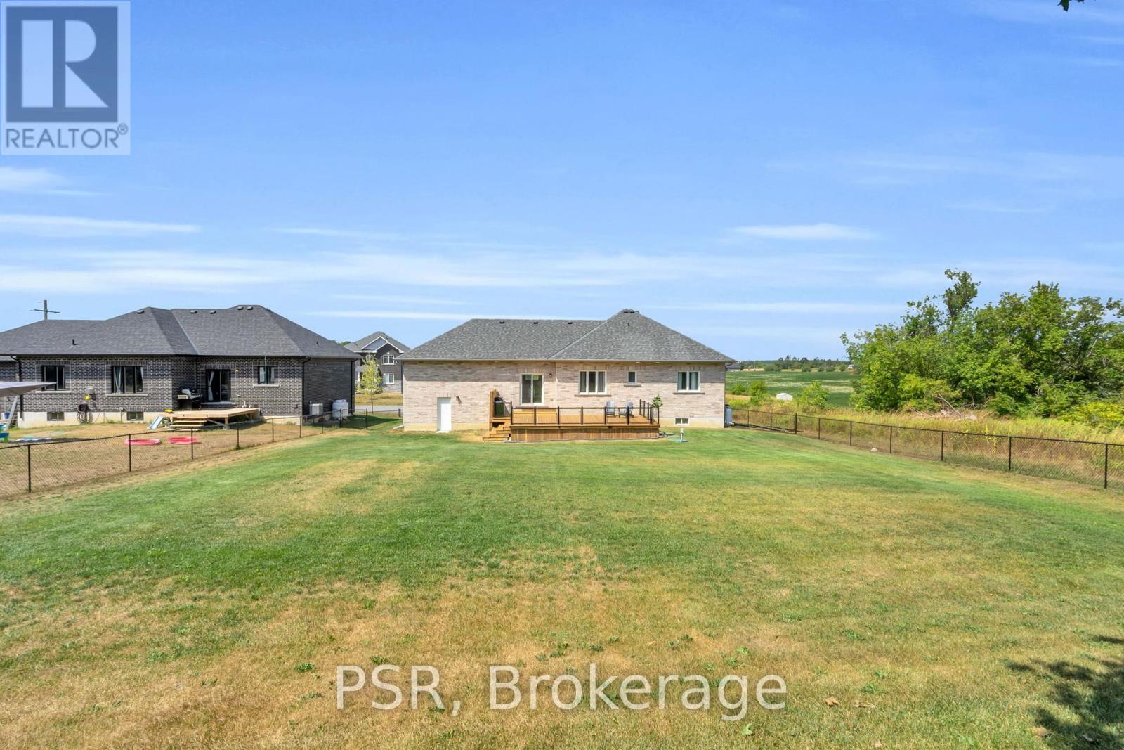 31 Mancini Drive, Kawartha Lakes, Ontario  K0M 2T0 - Photo 35 - X12346704