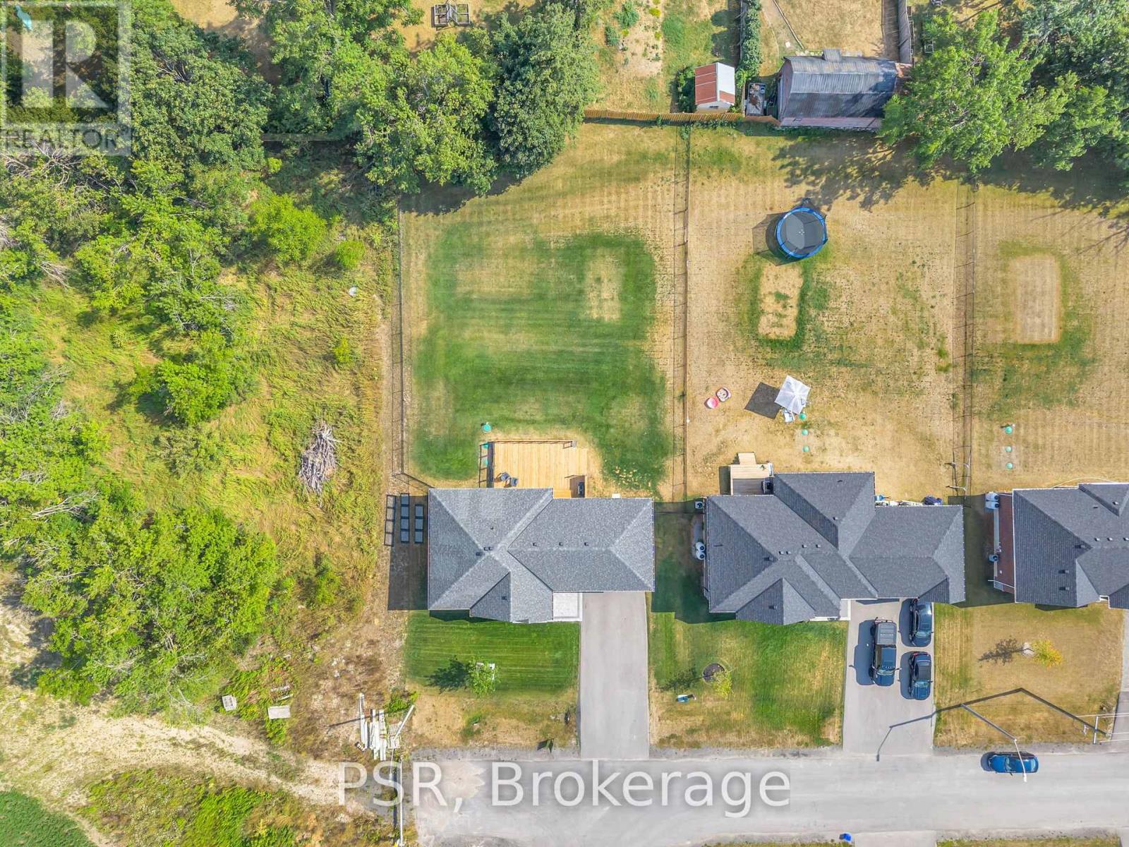 31 Mancini Drive, Kawartha Lakes, Ontario  K0M 2T0 - Photo 36 - X12346704