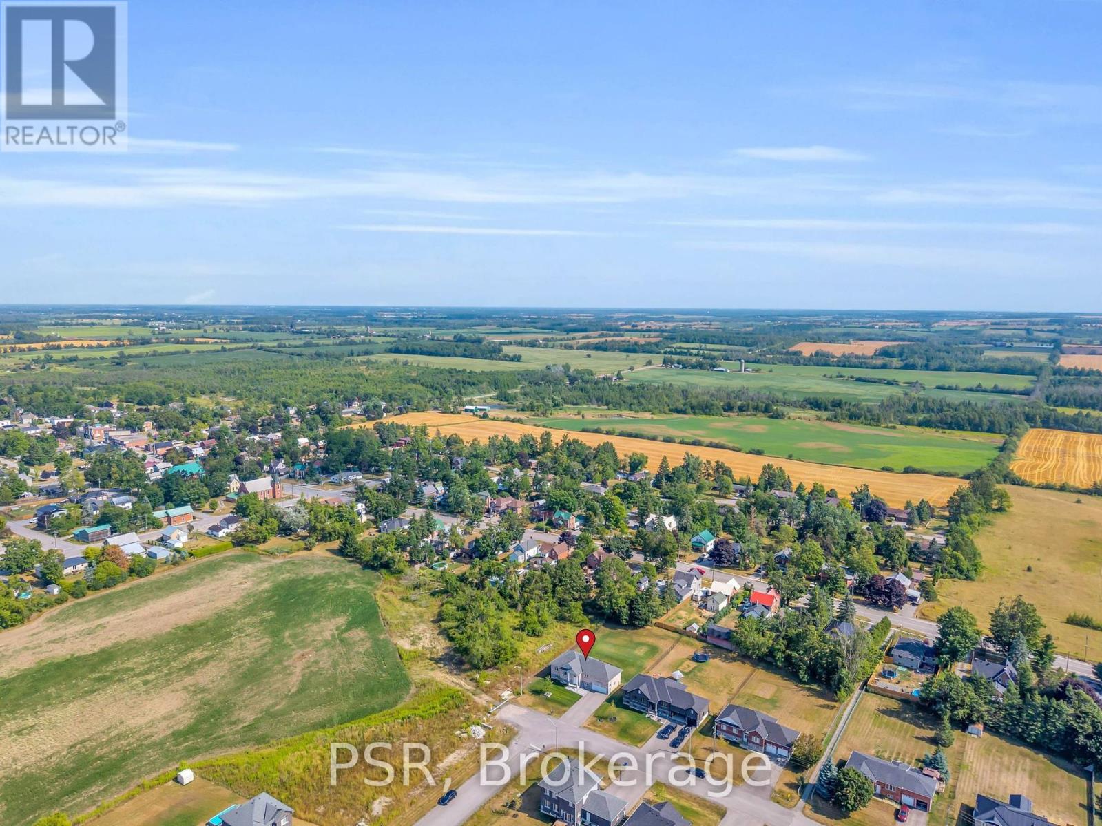 31 Mancini Drive, Kawartha Lakes, Ontario  K0M 2T0 - Photo 40 - X12346704