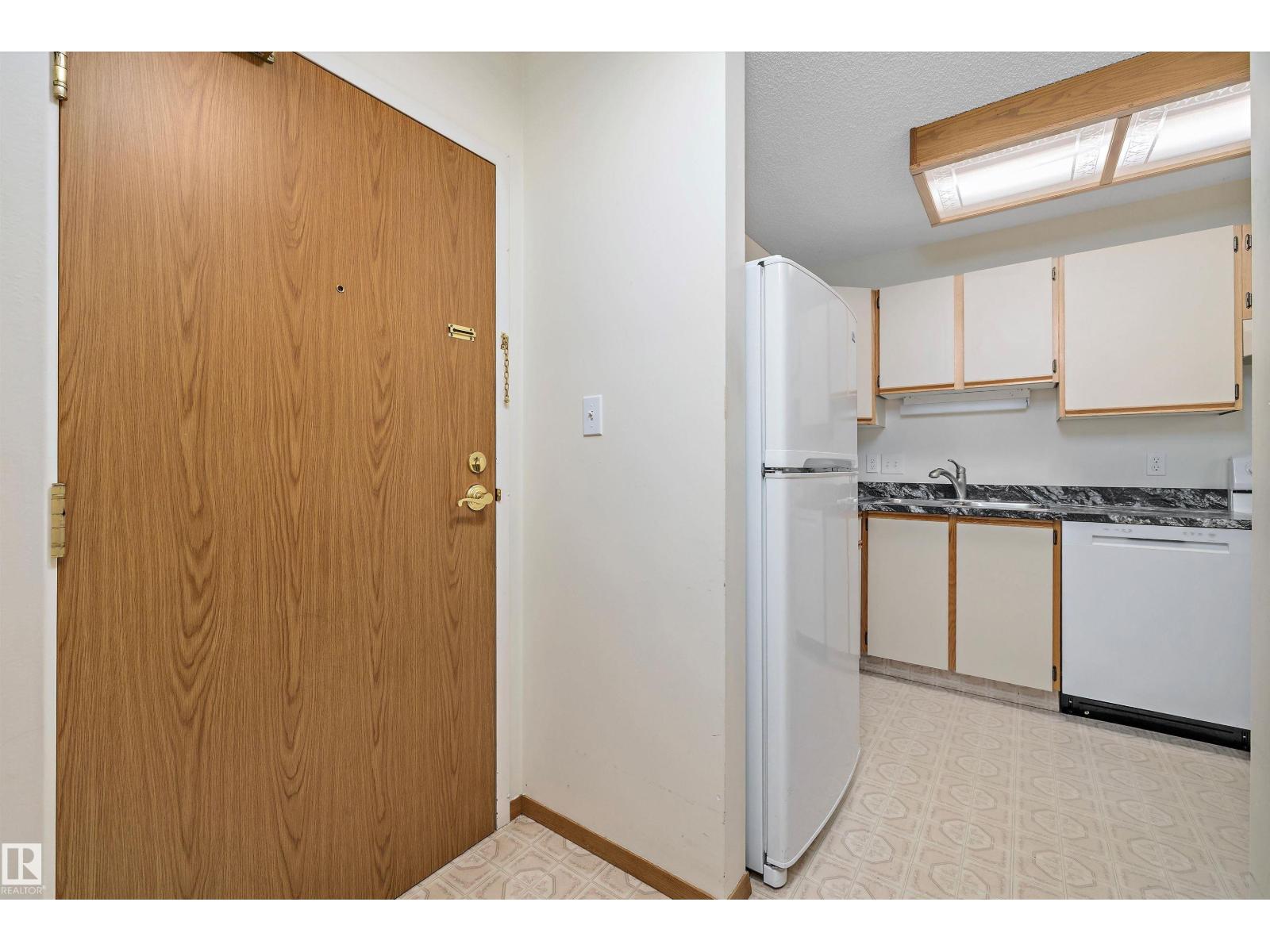#101 4812 51 Av, Stony Plain, Alberta  T7Z 1R2 - Photo 6 - E4453126