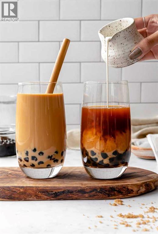 8, 123 Bubble Tea Road Nw, Calgary, Alberta  T3K 2V2 - Photo 1 - A2246188