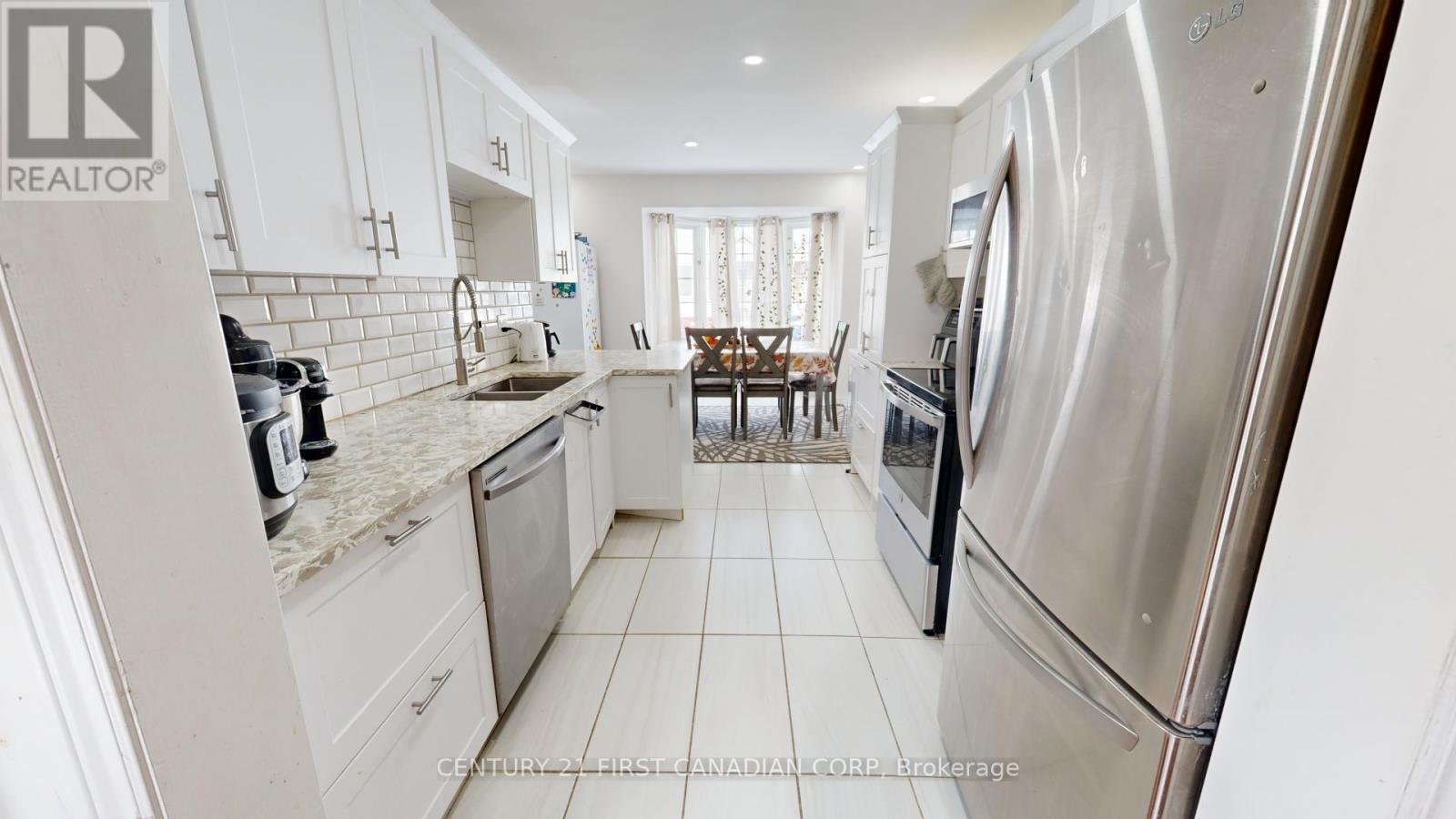 Property at 6 - 20 KERNOHAN PARKWAY image 5