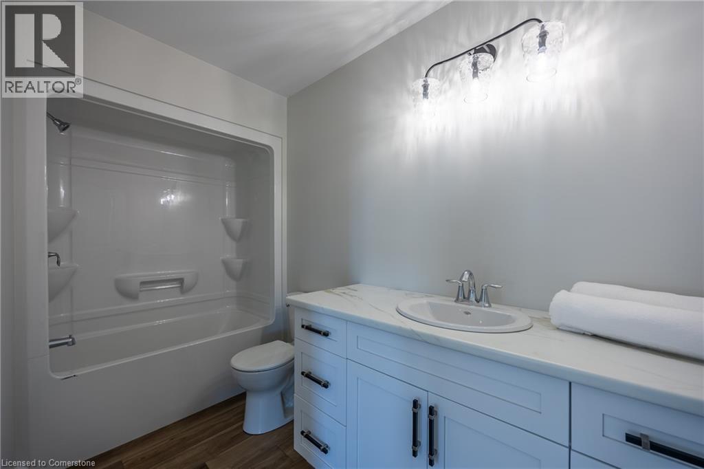 71 Hunter Drive S, Port Rowan, Ontario  N0E 1M0 - Photo 11 - 40760734