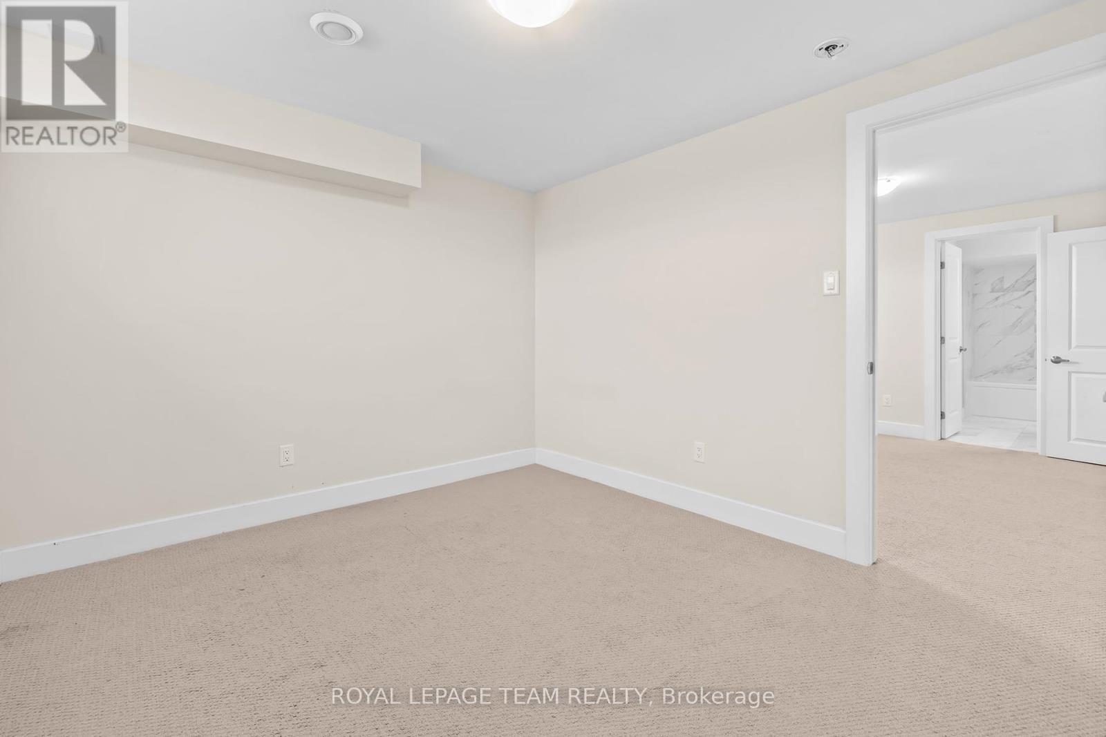 36 Hurdis Way, Carleton Place, Ontario  K7C 0L3 - Photo 35 - X12346715