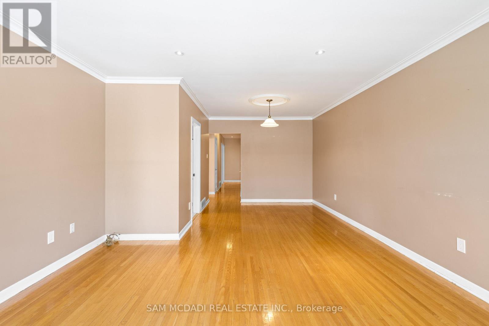 Property at 1491 ROYAL YORK ROAD image 5