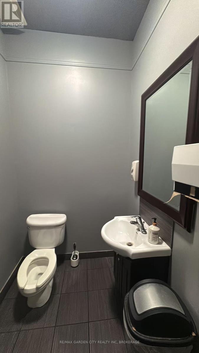 7 - 100 Fourth Avenue, St. Catharines, Ontario  L2S 3Z5 - Photo 18 - X12346725
