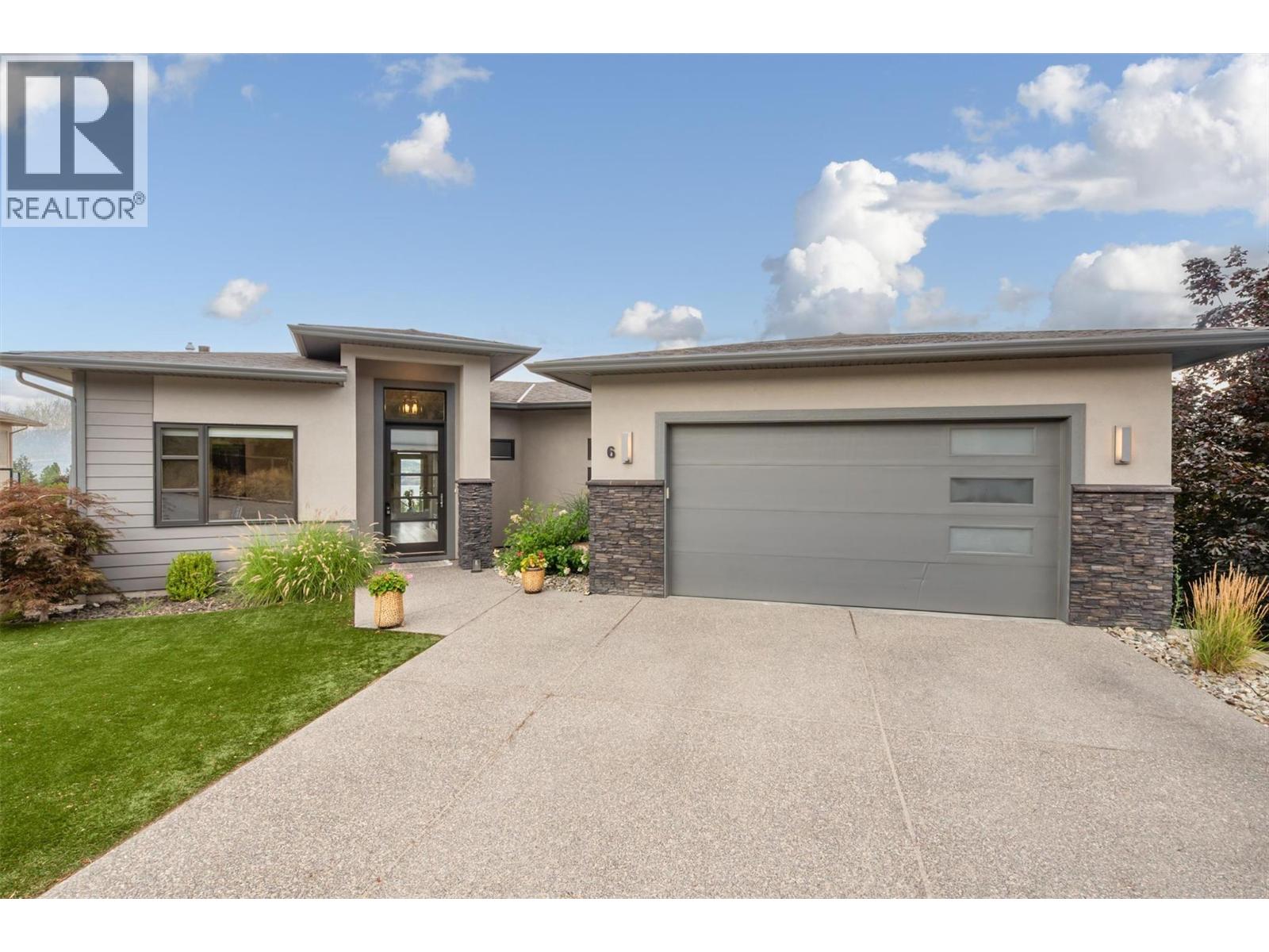 514 Quartz Crescent Unit# 6 Kelowna Photo 2