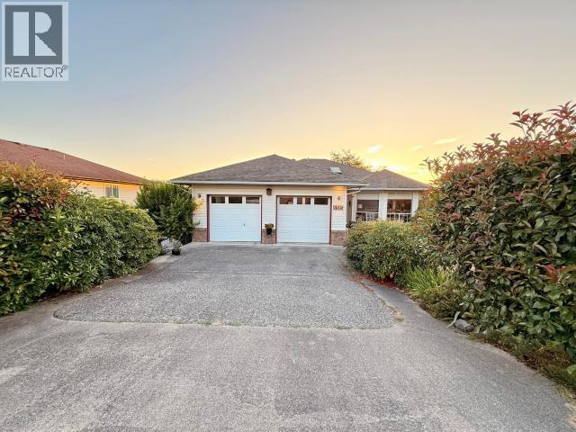 6515 NECHAKO AVENUE, Powell River, British Columbia