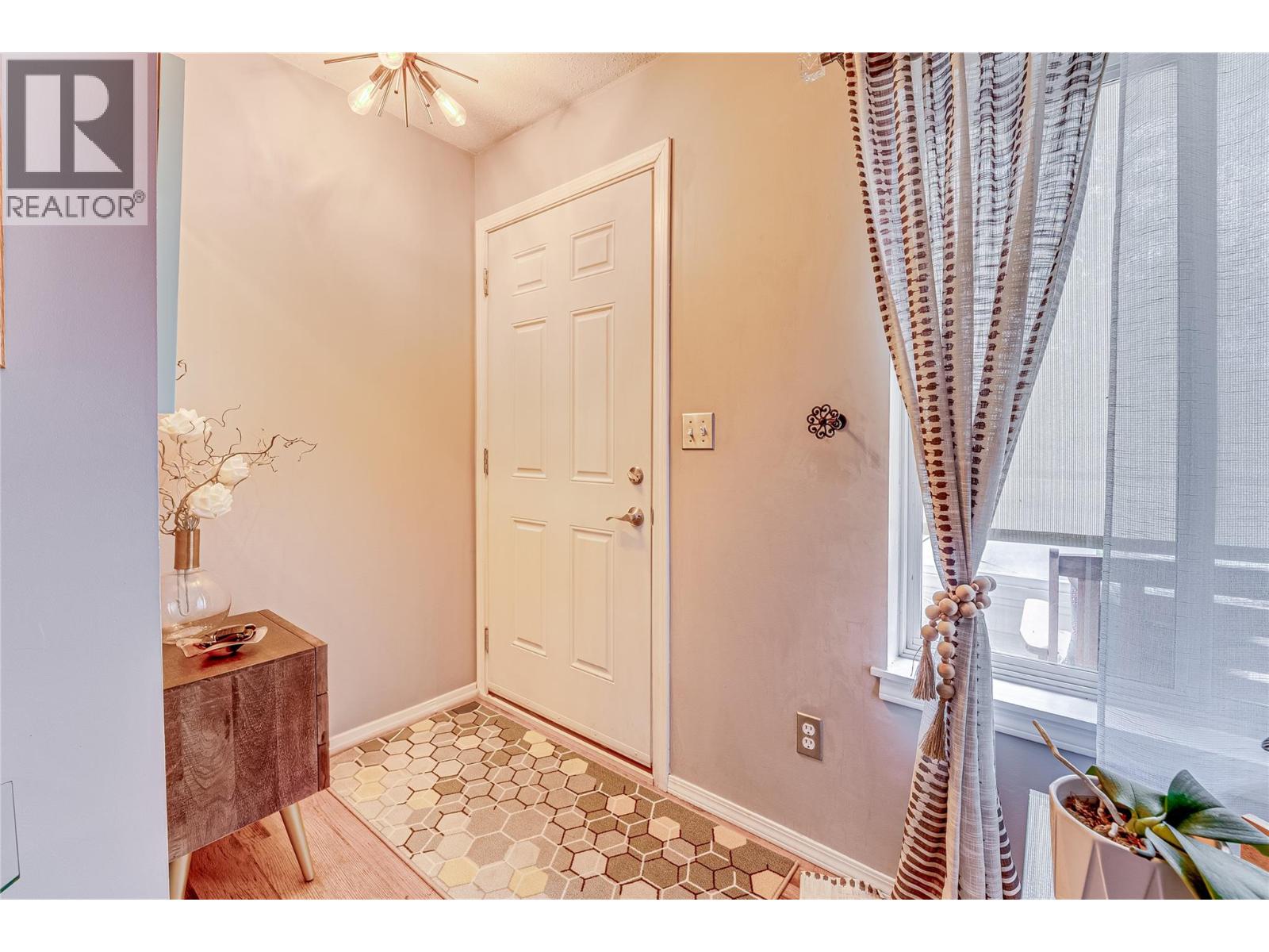 505 Browne Road Unit# 216 Lot# 33, Coldstream, British Columbia V1T 7M2 - Photo 2 - 10359502