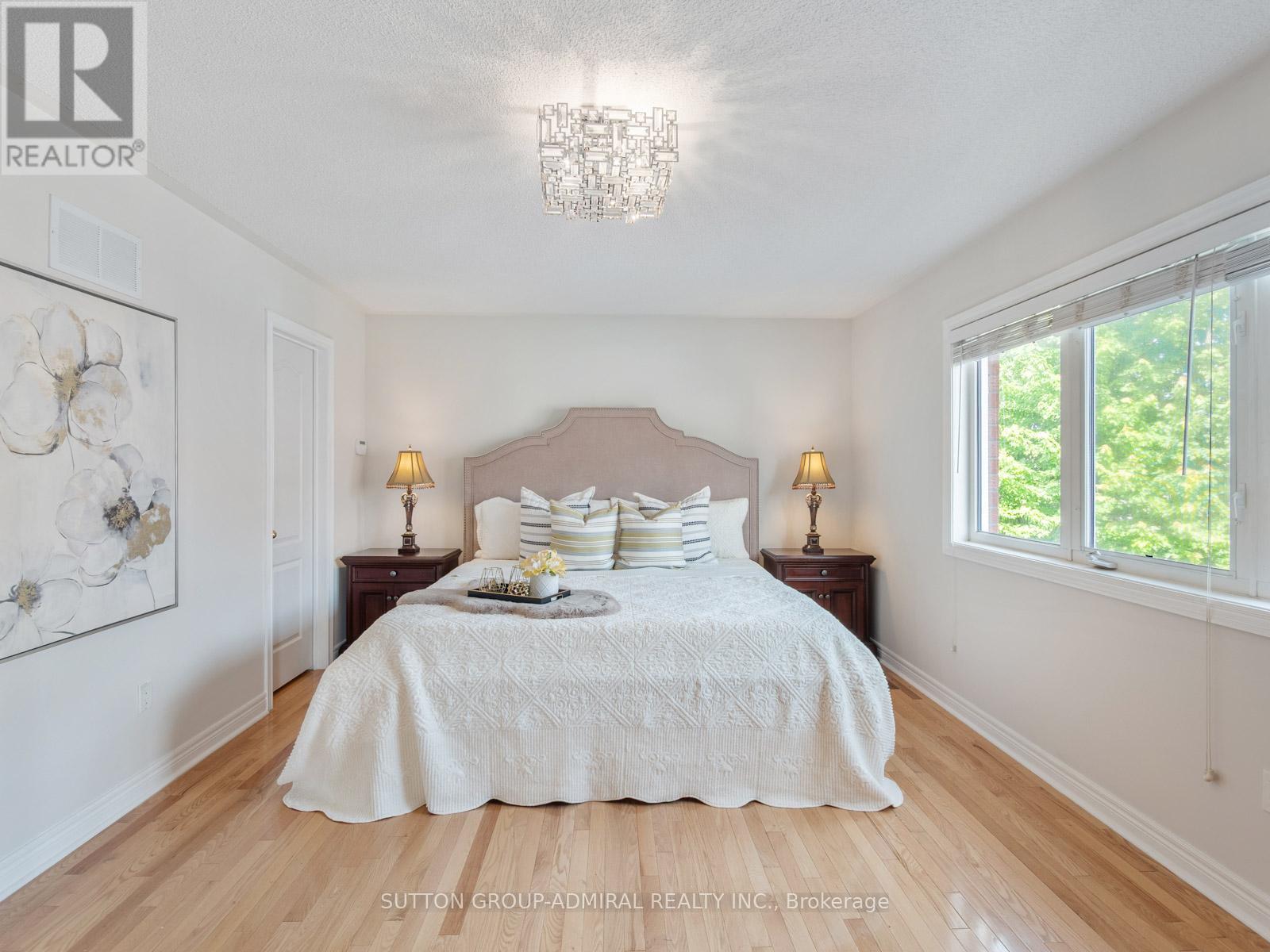 4 Haywood Drive, Markham (Victoria Manor-Jennings Gate), Ontario  L6C 3C8 - Photo 20 - N12346587