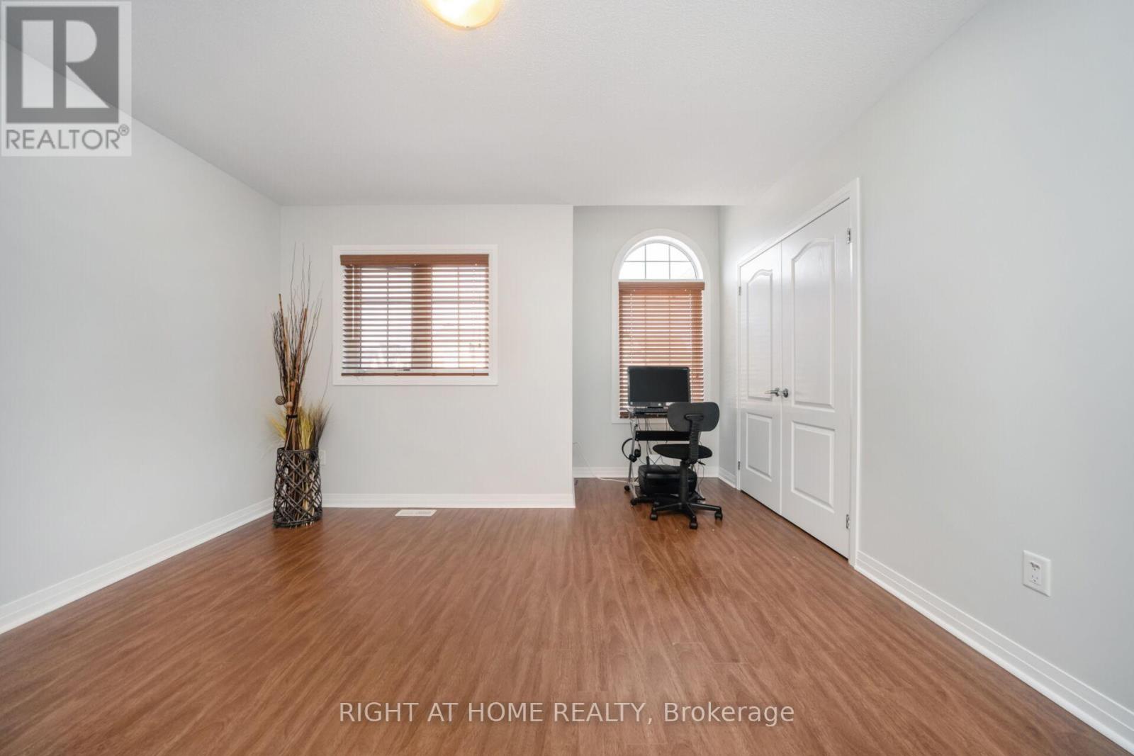 10 Porter Drive, Orangeville, Ontario  L9W 6Z4 - Photo 33 - W12346584