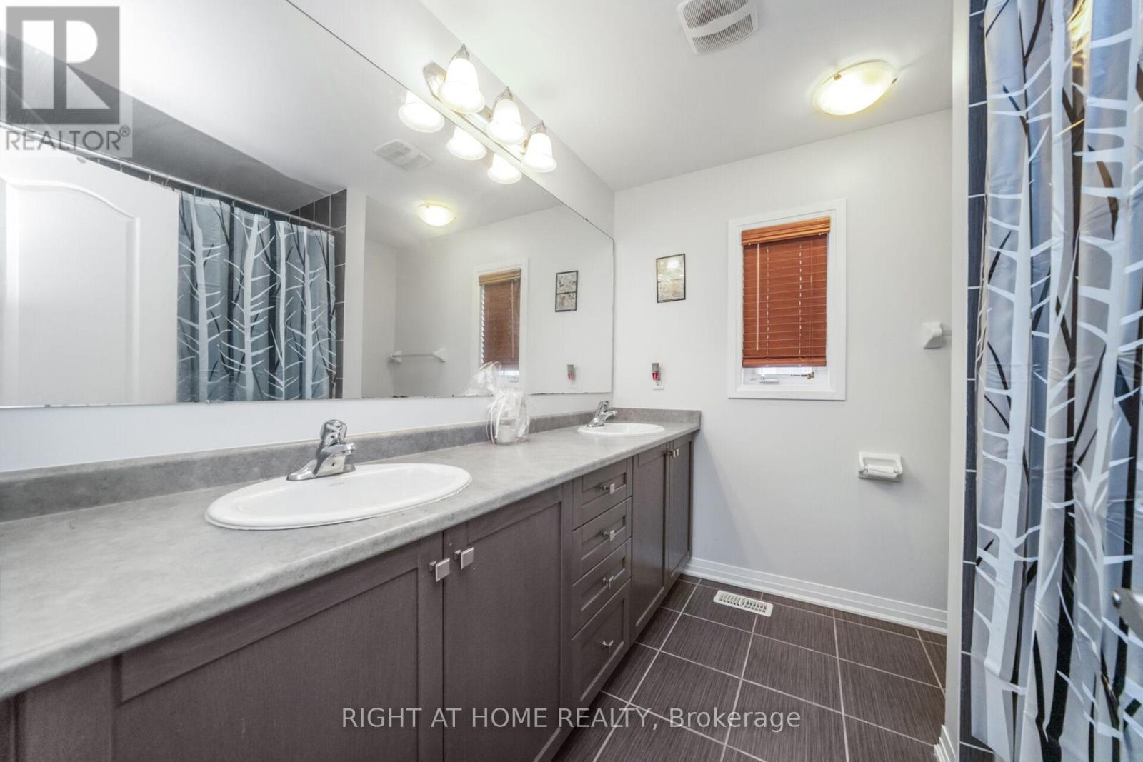 10 Porter Drive, Orangeville, Ontario  L9W 6Z4 - Photo 37 - W12346584