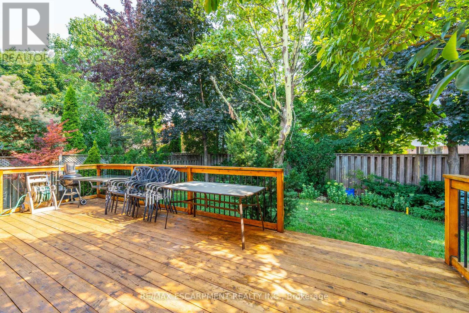 327 Northwood Drive, Oakville, Ontario  L6M 1M8 - Photo 43 - W12346653