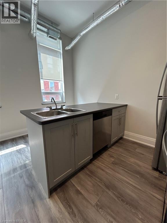 11 Queen Street Unit# 205, Brantford, Ontario  N3T 3B1 - Photo 5 - 40741460