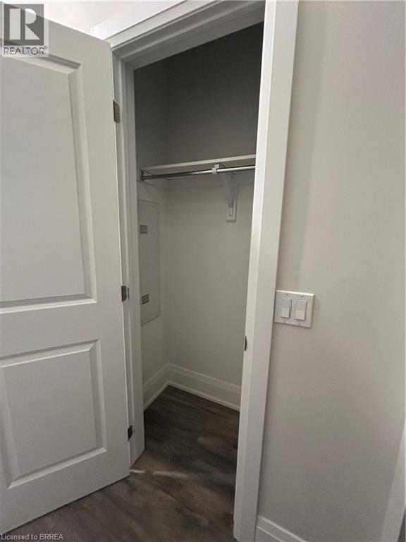 11 Queen Street Unit# 205, Brantford, Ontario  N3T 3B1 - Photo 14 - 40741460