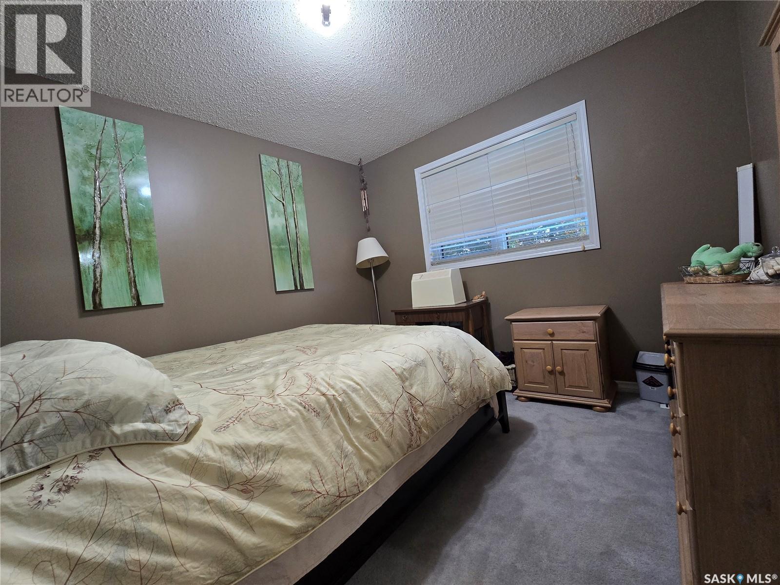 771 Brimacombe Drive, Weyburn, Saskatchewan  S4H 2P7 - Photo 15 - SK015747
