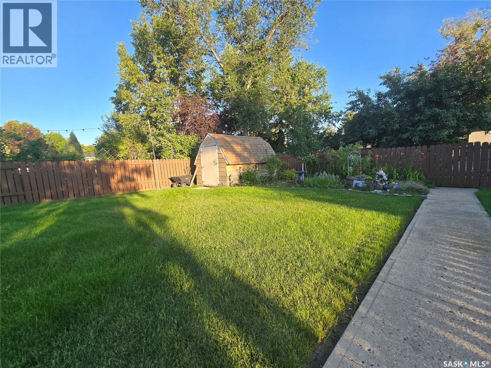 771 Brimacombe Drive, Weyburn, Saskatchewan  S4H 2P7 - Photo 29 - SK015747