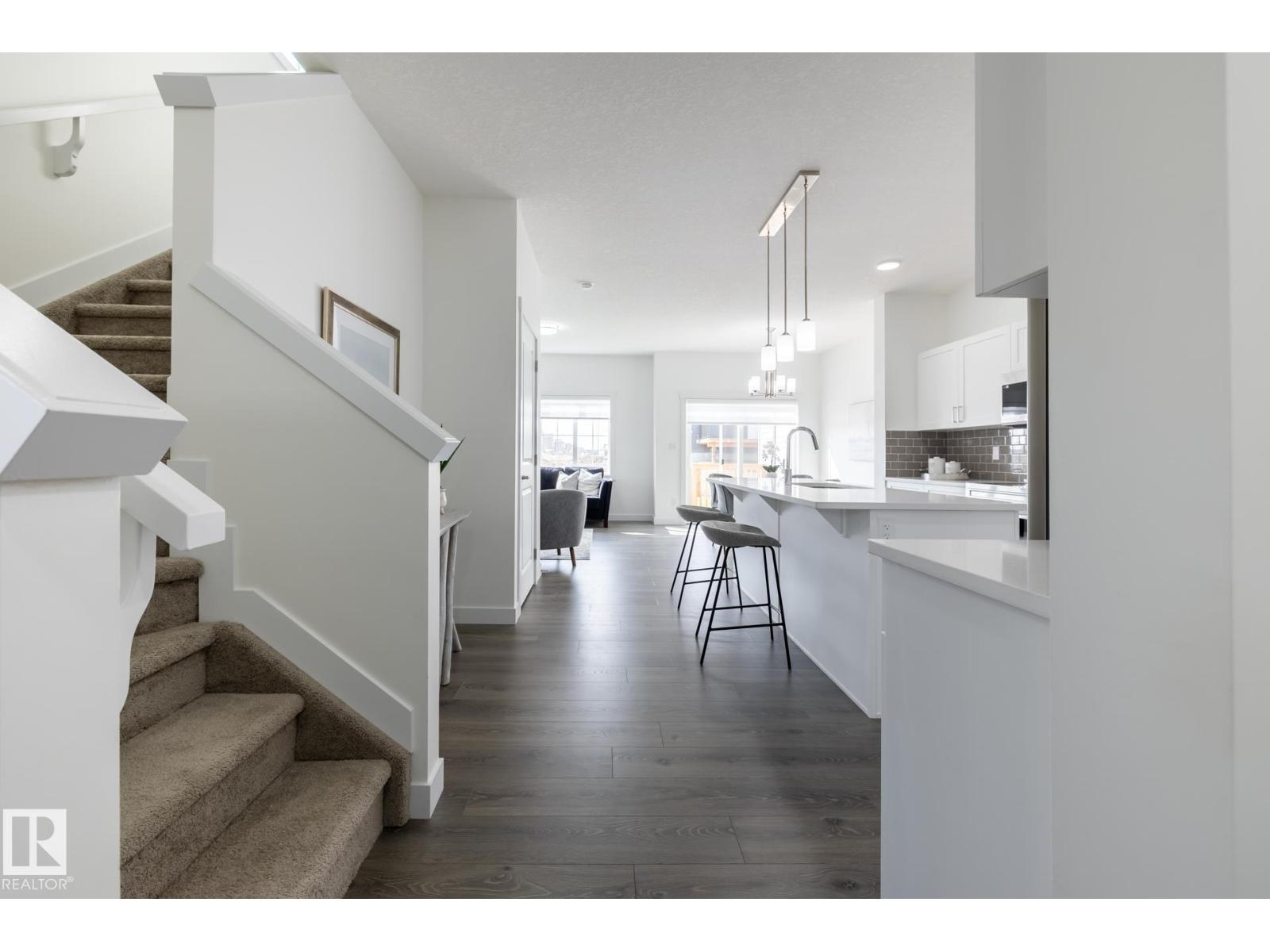 136 Elliott Wd, Fort Saskatchewan, Alberta  T8L 1V1 - Photo 3 - E4449426