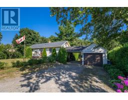 572 PARKSIDE DRIVE, Hamilton, Ontario