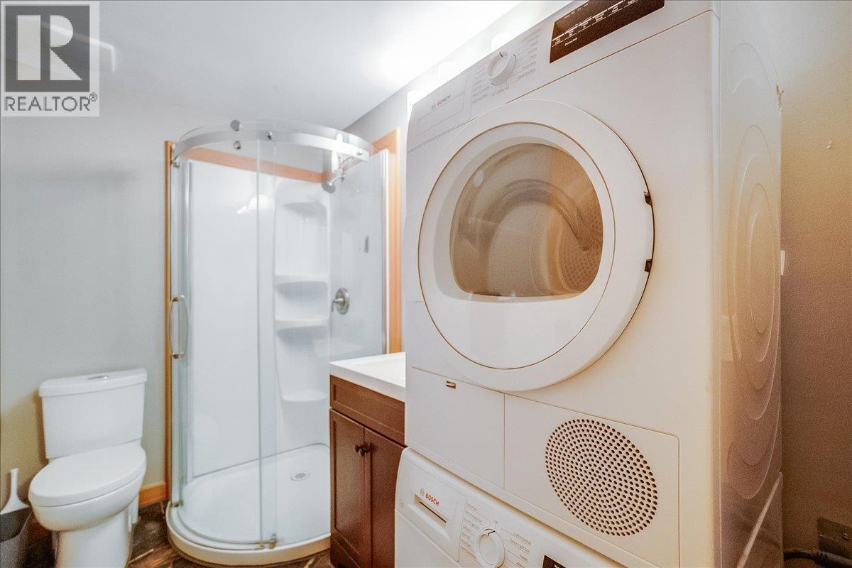 5631 Longbeach Road, Nelson, British Columbia  V1L 6N9 - Photo 51 - 10359069