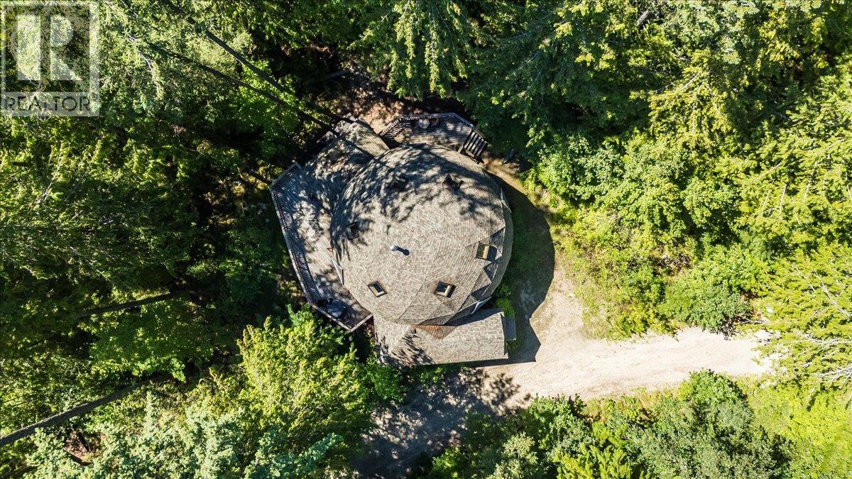 5631 Longbeach Road, Nelson, British Columbia  V1L 6N9 - Photo 89 - 10359069