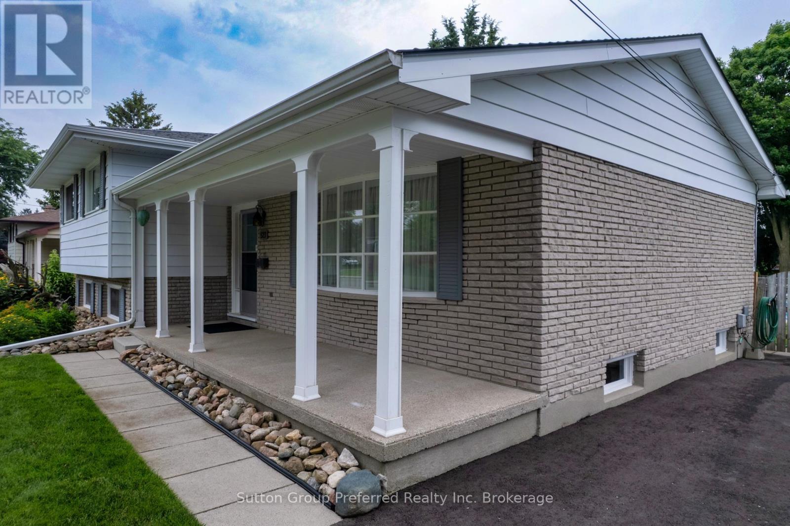 527 Fair Street, Woodstock, Ontario  N4S 5T9 - Photo 3 - X12256047