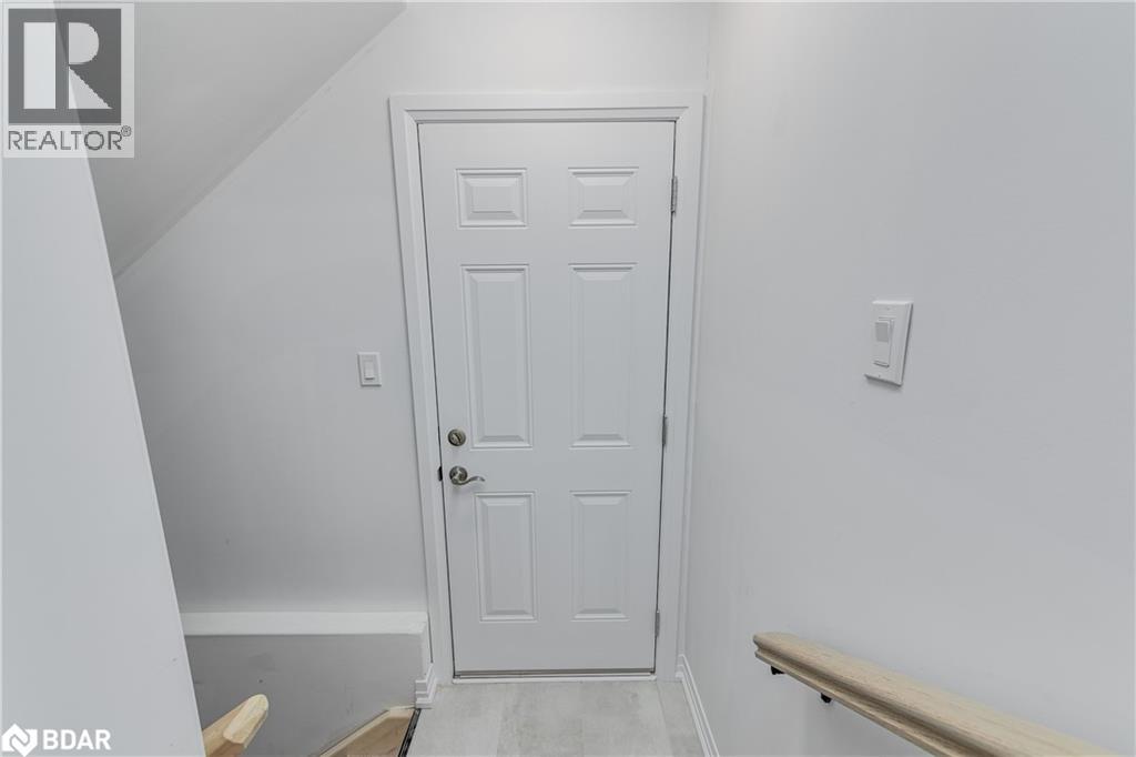 58 Sagewood Avenue, Barrie, Ontario  L9J 0K5 - Photo 16 - 40754497