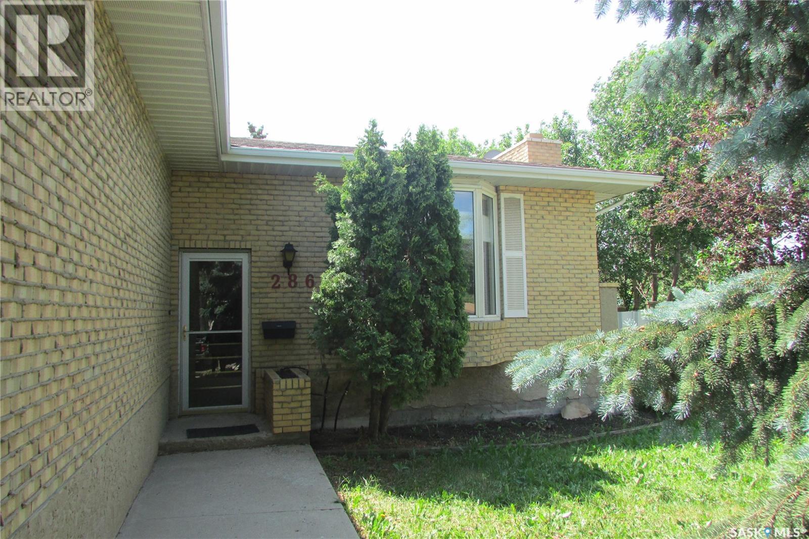 286 Froom Crescent, Regina, Saskatchewan  S4N 1B7 - Photo 5 - SK010975