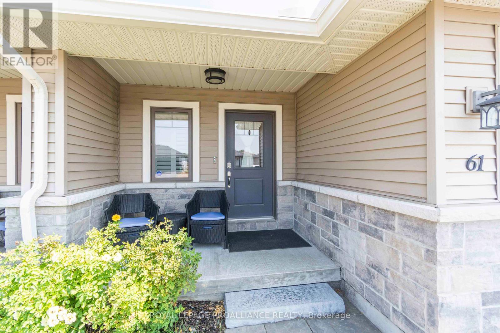 Property at 61 DEACON PLACE image 3