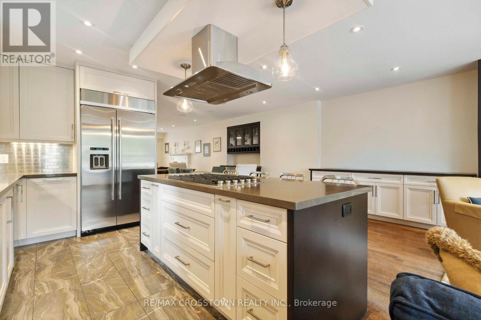 353 Briar Hill Avenue, Toronto, Ontario  M4R 1J3 - Photo 11 - C12284937
