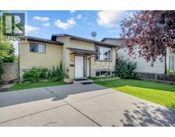 32 Fallingworth Place Falconridge, Calgary, Ca