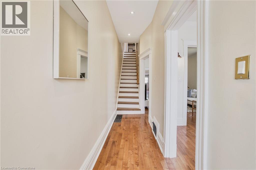 166 Market Street, Hamilton, Ontario L8R 1N9 - Photo 7 - 40760845