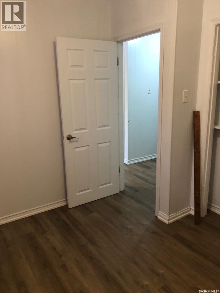 128 S Avenue S, Saskatoon, Saskatchewan  S7M 2Z6 - Photo 4 - SK005546