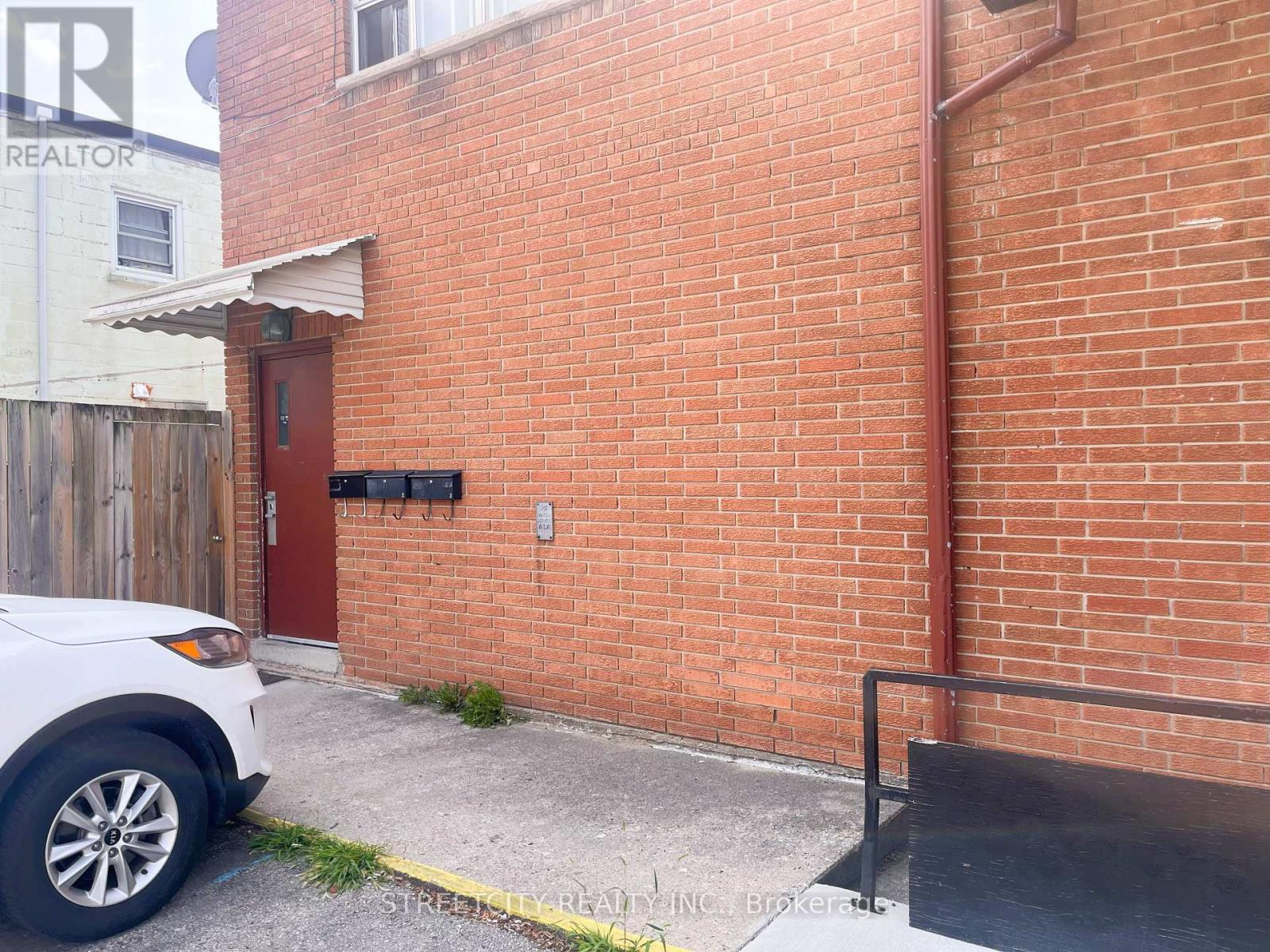 1781 Wavell Street, London East, Ontario  N5W 2E2 - Photo 15 - X12337556